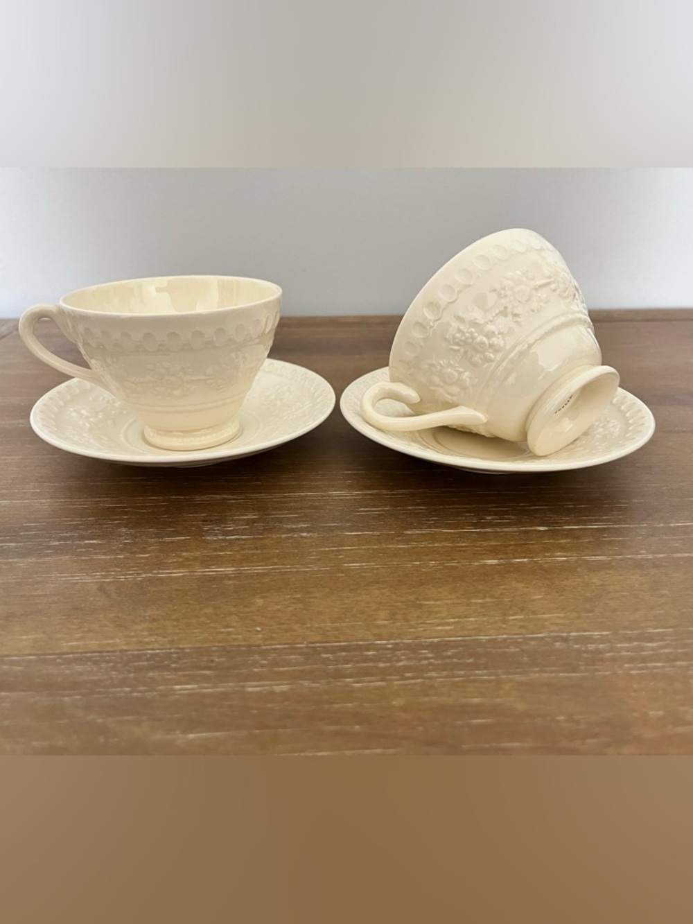 Vtg Wedgwood Etruria Wellesley 2 Cup & Saucer Sets